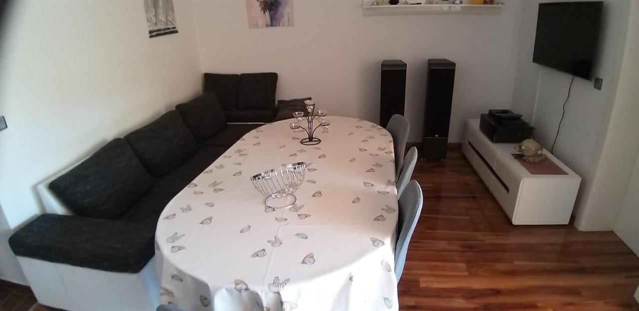 Apartman Slavica Rogoznica  Exterior foto