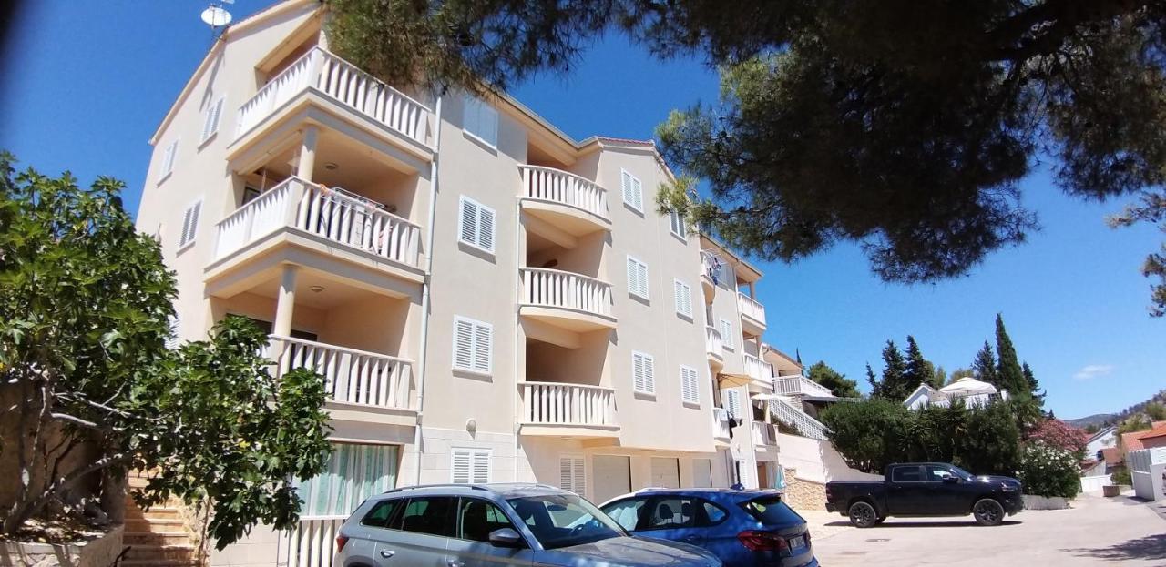 Apartman Slavica Rogoznica  Exterior foto