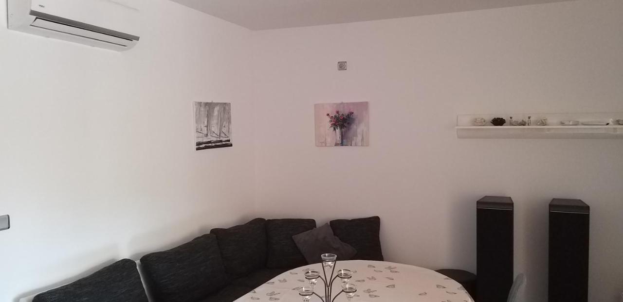 Apartman Slavica Rogoznica  Exterior foto